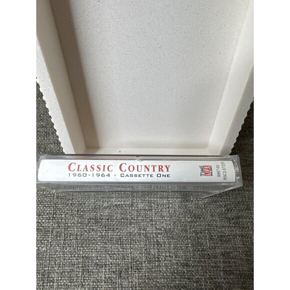 Classic Country 1960-1964 Cassette Tape One Time Life Music Compilation - Picture 4 of 4